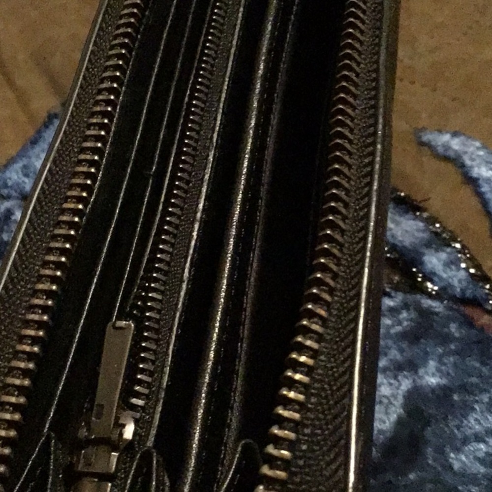 Coach Wallets - Picture 4 of 5